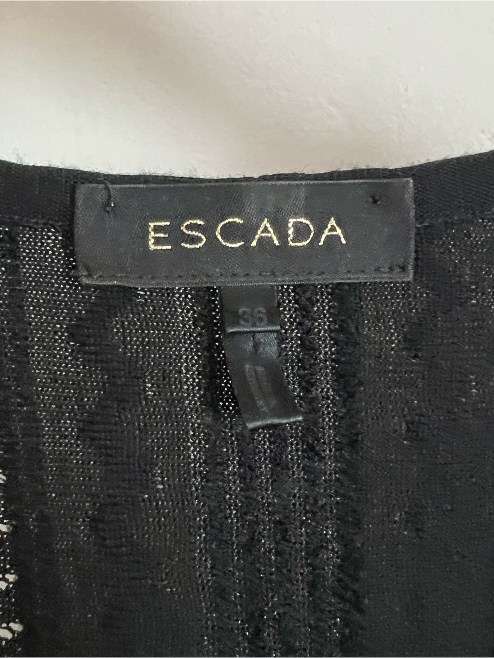 Escada Cardigan - Picture 4 of 7
